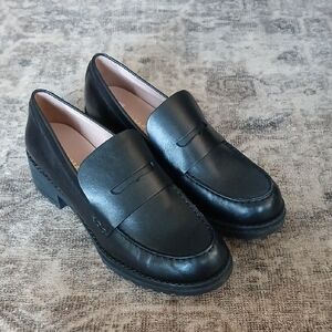Cole Haan Women's Black Chunky Sole Healed Loafers Size 8.5